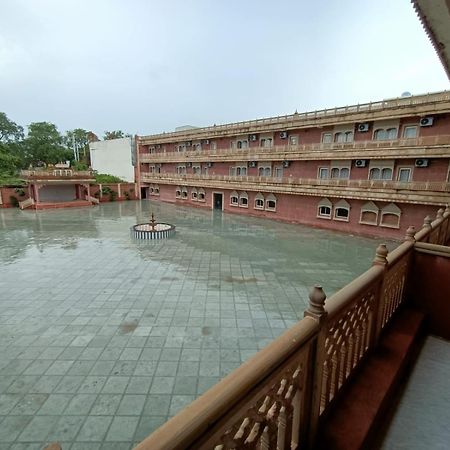 Hotel Rajwada Palace Orchha Exteriör bild
